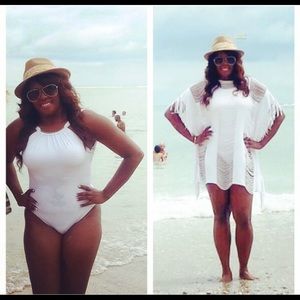 Vince Camuto one piece swim